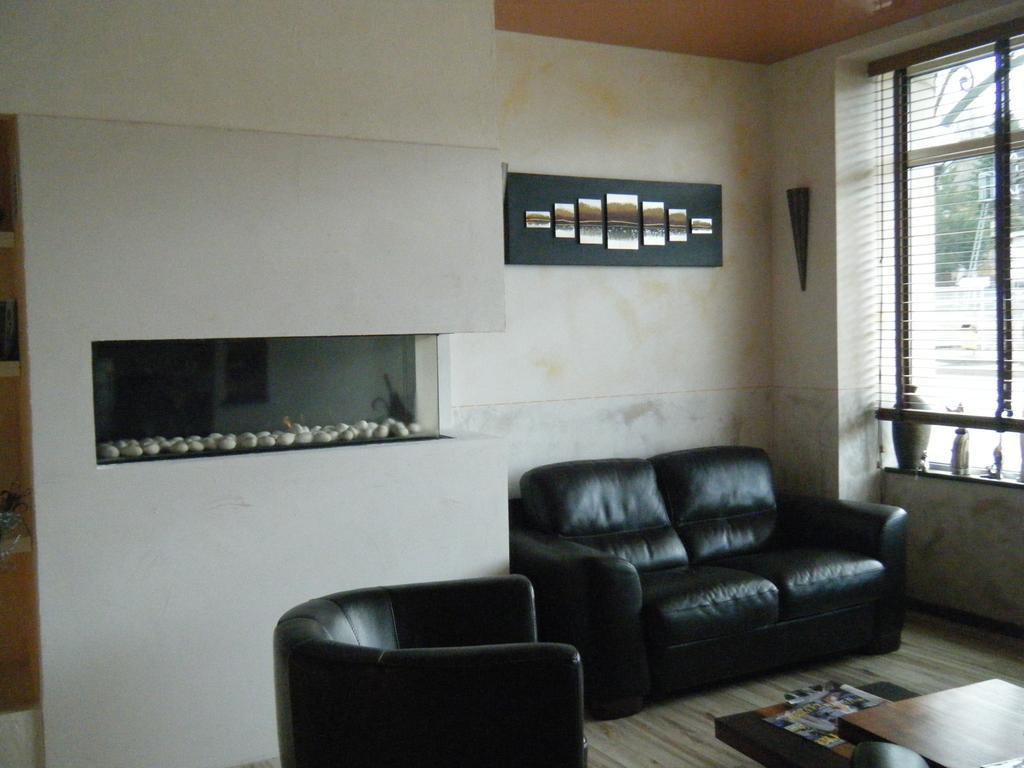Hotel Gambetta Lons-le-Saunier Luaran gambar
